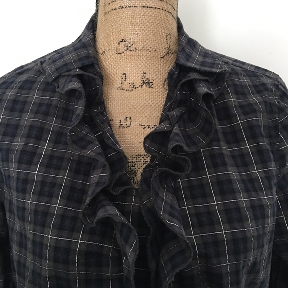 Express Ruffle Blouse - Picture 4 of 4